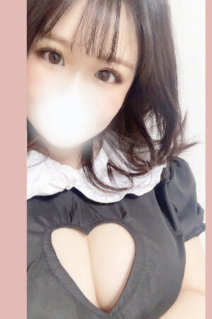 超久々復活！！癒し度200%！当店のマイナスイオン担当！　可愛い笑顔で超柔らかHカップの濃厚プレイ！　現役美容部員！　美肌！美胸！美髪！　一度あったらやみつき100%　りこ