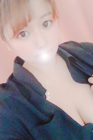 この前までセーラー服着ていた超絶美少女！　未経験のうぶ娘！　関西訛りがタマラナイ！テクニシャンのエロ過ぎる19歳！　あんな