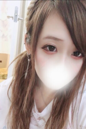 元某有名な大人気店メイドさん！！　モデルのような高身長！スタイル抜群のHカップ爆乳！　ロリ系のたれ目で見た目からM娘！　濡れやすい敏感娘　みすず