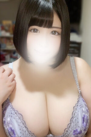 ひさびさの復活！19歳！Ｉカップ！　八重歯が可愛い！ルックス・スタイル抜群！　某超有名グループ店でなんと全国でNO1！　ドエロのフェラ大好き・エッチ大好き！人気爆発の予感！　もえ（P）　