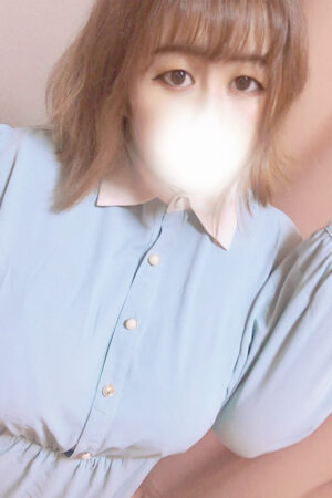 業界経験1か月のみ！　小柄でHカップ！！　THEちゃんこのコンセプト娘！！　感度抜群！潮吹き！変態ドM娘！　愛嬌抜群の癒し系　さりい