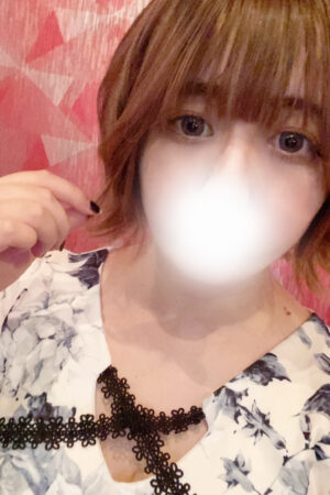 7/29　13時より体験入店！　現役キャバクラ嬢！ルックス抜群！手コキ店のみ経験！当店最高峰の「Iカップ」！愛嬌抜群の変態お姉様！　濡れやすいイキやすい超敏感体質！　Hがとにかく好きな常に欲求不満娘　ひろな