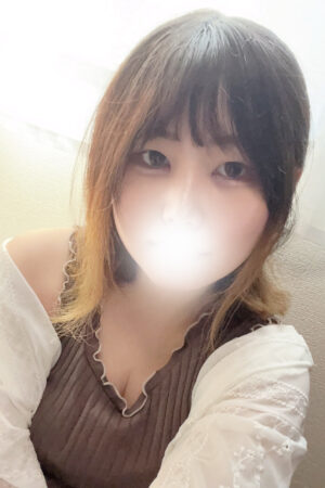 7/28　12時より面接体験入店！SSS級美少女！完全業界未経験！男性経験1人！19歳！コンビニで働く大学生！スペック100超え！Fカップの超色白ミニマムロリ娘！　あかり　