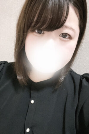 7/6　13時～面接体験入店！　業界完全未経験！超ピュアな黒髪美少女！　Gカップで色白のスタイル抜群！　愛嬌があり甘えん坊で濡れやすい敏感なエロ娘！　つぼみ