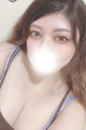 10/1　12：30～体験入店！　S級ハーフ系美女！色気MAX！責められるのが好きですぐ濡れちゃう！吹きやすい！おちんちん大好きエッチ大好きドエロ娘！愛嬌・性格抜群のおっとり系美女！お客様アンケート満点連発　なな　