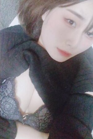 1月17日体験入店　未経験色白の美乳おっとり美女！せりな　21歳