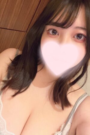 　店長太鼓判　激推し　透明感　究極の癒し系のムチかわ　Ｊカップ　ゆあさん　21歳