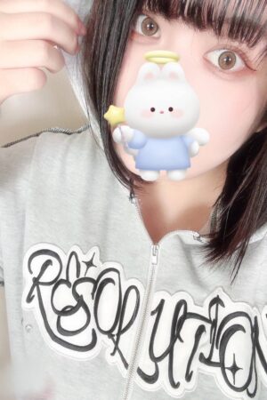 1月8日　体験入店　未経験　ブラックマジシャンガール　美女　まりんさん　20歳