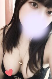 業界未経験推し確定的美女　ひかる