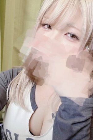 6月8日　緊急体験入店　未経験s級元保育士色白美女　すあ　さん　　