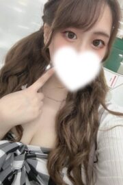 12月1日　緊急体験乳店　業界未経験　童顔清楚系　美少女　いおりさん　21歳(21)