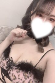 12月1日　緊急体験乳店　業界未経験　童顔清楚系　美少女　いおりさん　21歳(21)