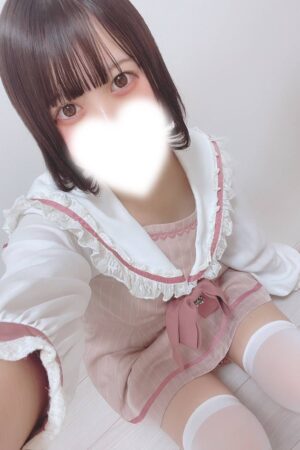 　業界完全未経験　童顔学園系美女　りぼんさん　19歳（19）