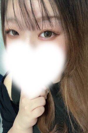 　現実逃避確定演出美女　しずくさん　23歳（23）