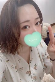 8月19日　緊急体験入店　スタイル抜群　ピンク乳首の美女　むいさん（24）