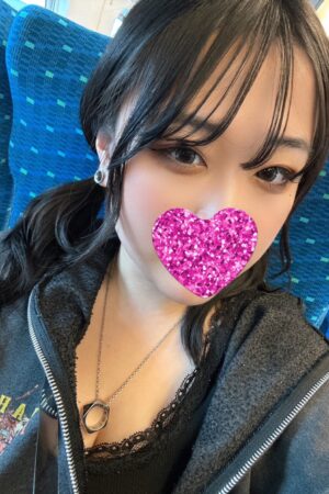 4月30日　　緊急体験乳店　イチャイチャ好き未経験爆美女　りんねさん　　