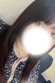 5月8日　緊急体験乳店　さらさん（25）爆乳カフェ店員秘密のエロ娘