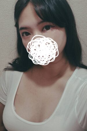 9月21日　　9月21日　緊急体験乳店　  アイドル系　未経験スレンダー　美女　  すずさん　