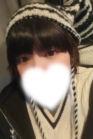 9月28日　　緊急体験乳店　　敏感流行りのショートヘア美女　　れいさん