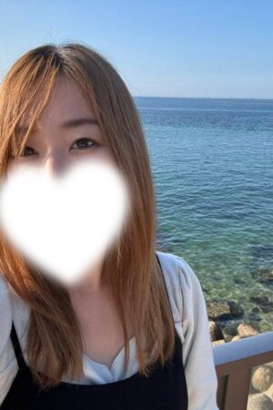 10月4日　圧倒スタイル抜群スレンダー美女　　すみれさん　